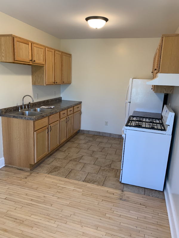 1186 Grand Ave #11 - Photo 3 of 9