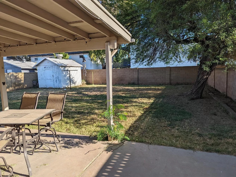 1634 E 12th St - Photo 2 of 14