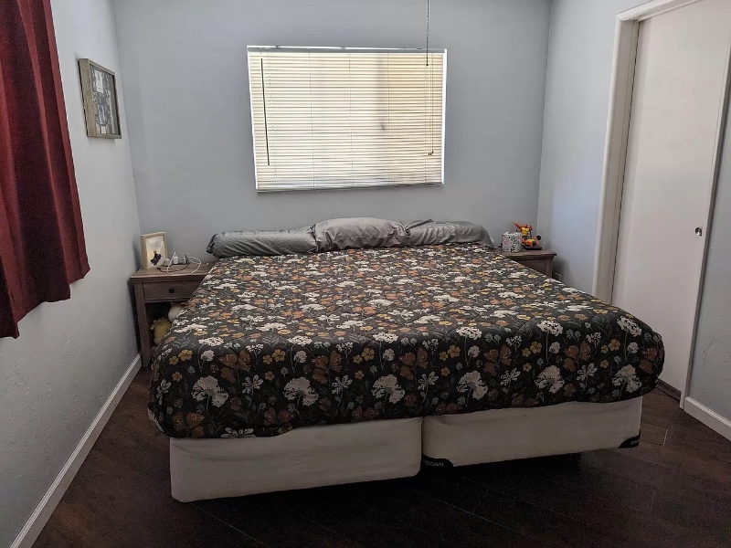 1634 E 12th St - Photo 3 of 14