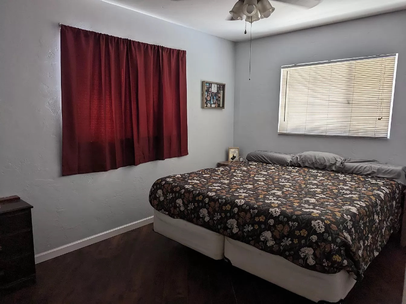 1634 E 12th St - Photo 7 of 14