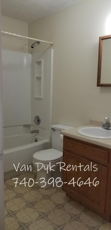 800 5th St #5 - Photo 4 of 13