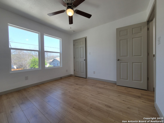 120 Henry St - Photo 4 of 15