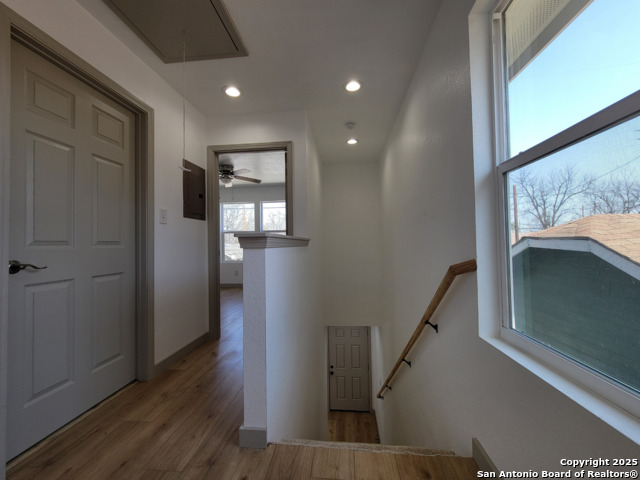 120 Henry St - Photo 6 of 15