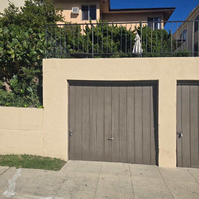 1424 Colby Ave #3 - Photo 3 of 7