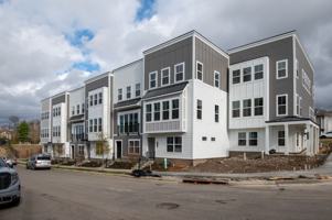 featured image of 714 41st Ave N