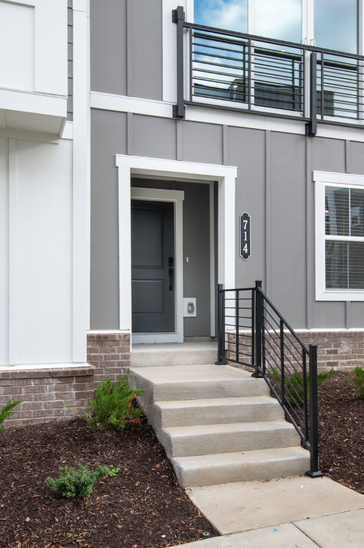 714 41st Ave N - Photo 4 of 20