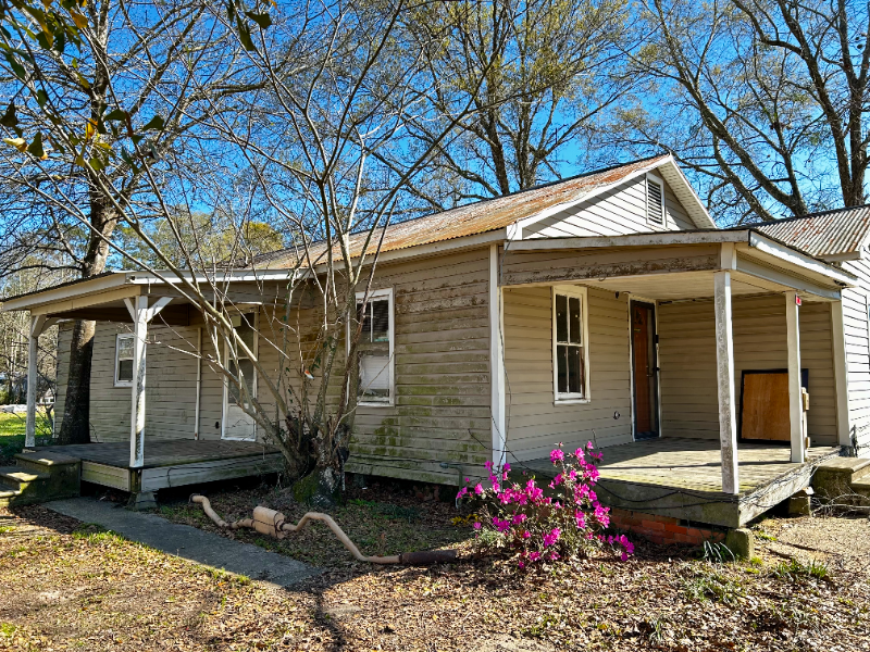 308 S 1st St - Photo 2 of 17