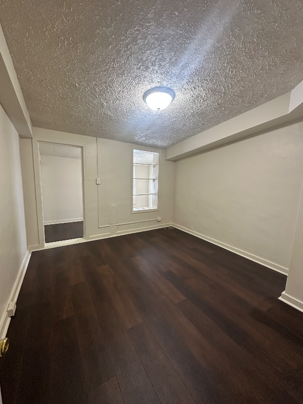 3332 Frederick Ave - Photo 6 of 15