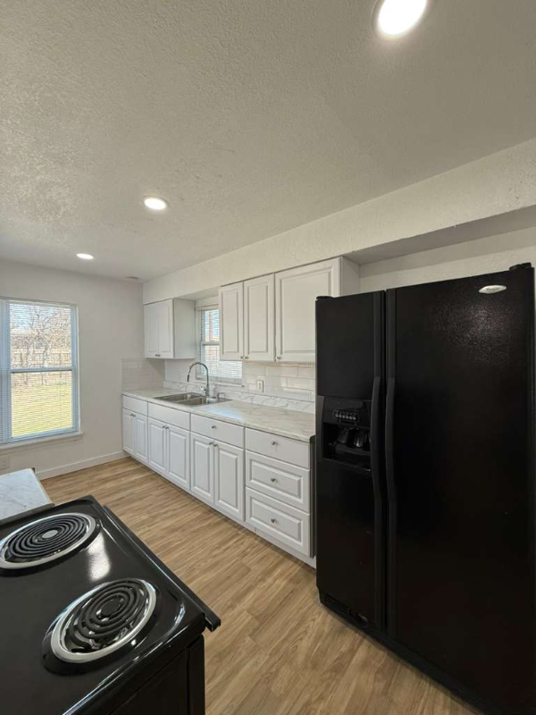 339 Brettonwood Dr - Photo 4 of 20