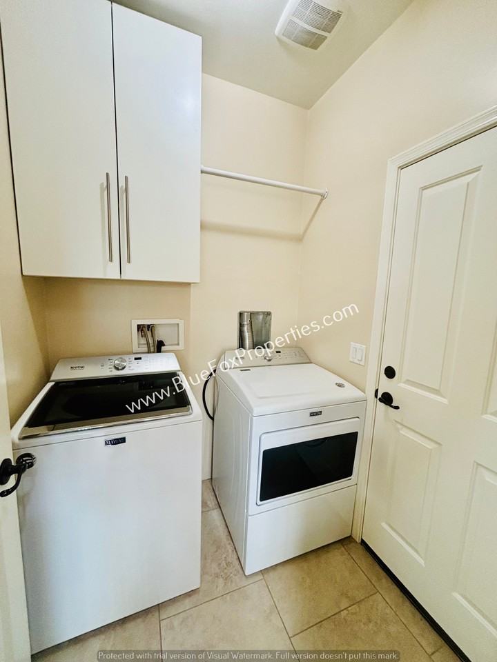 2945 W Stepping Stone Ct - Photo 7 of 17