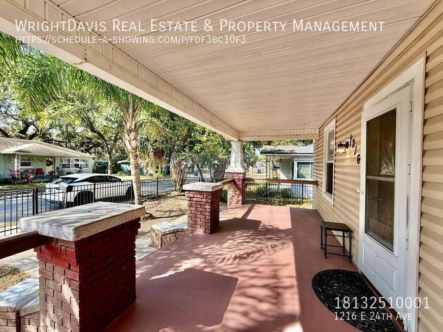 1216 E 24th Ave - Photo 4 of 33