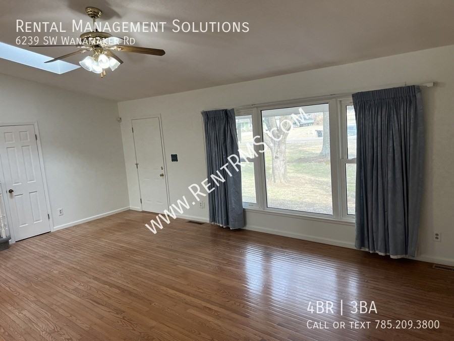 6239 Sw Wanamaker Rd - Photo 4 of 30