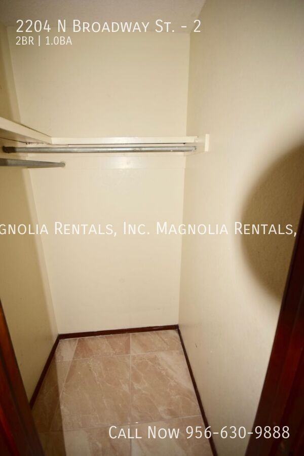 2204 N Broadway St #2 - Photo 7 of 10