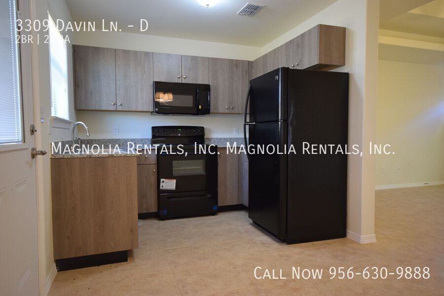 3309 Davin Ln #D - Photo 5 of 10