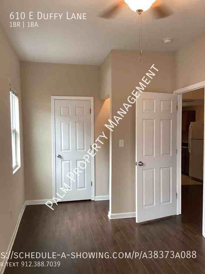 610 E Duffy Ln - Photo 4 of 11