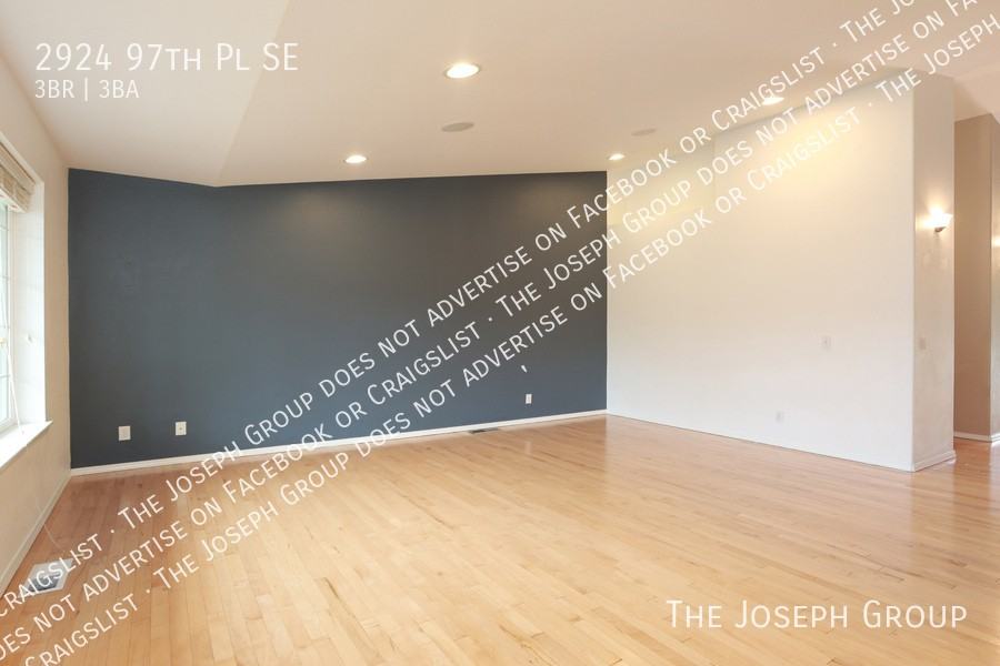 2924 97th Pl Se - Photo 3 of 32