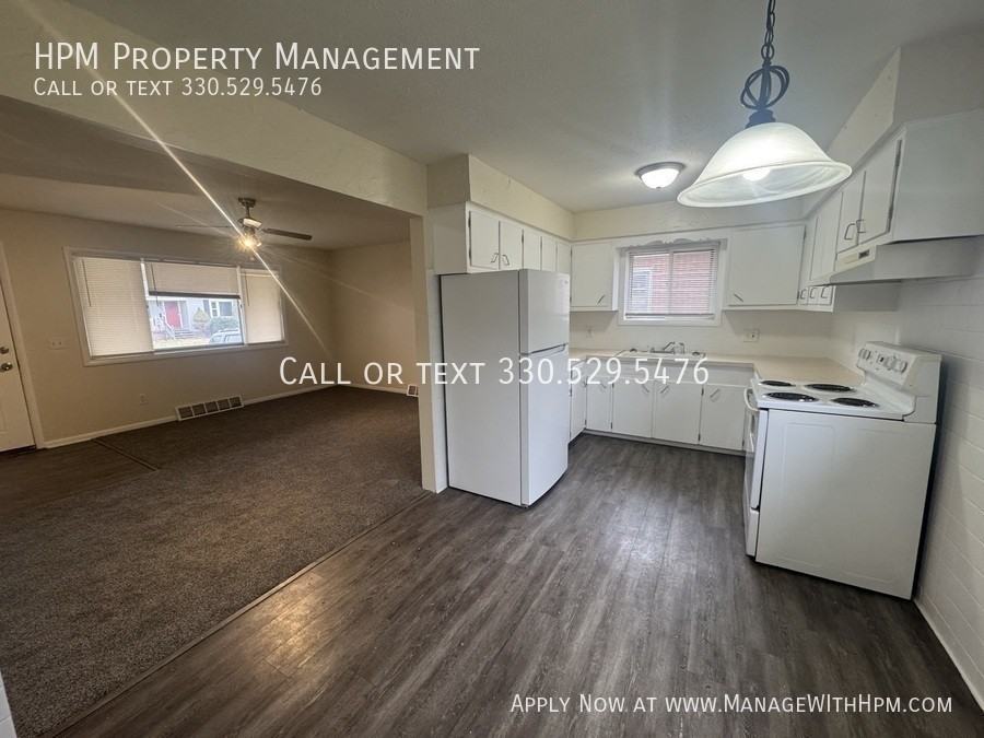 1325 Vermont Pl Ne - Photo 6 of 11