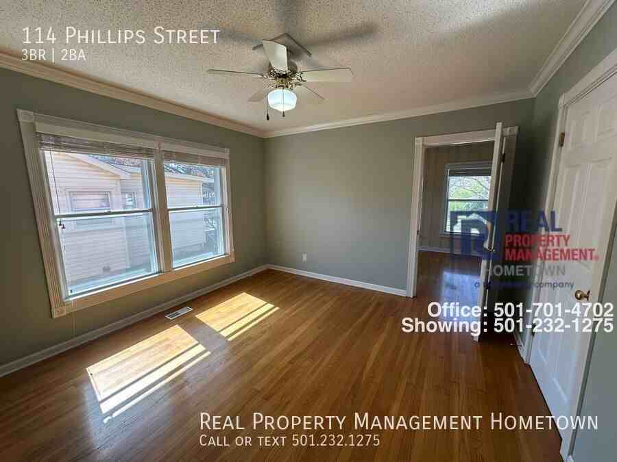 114 Phillips St - Photo 7 of 12