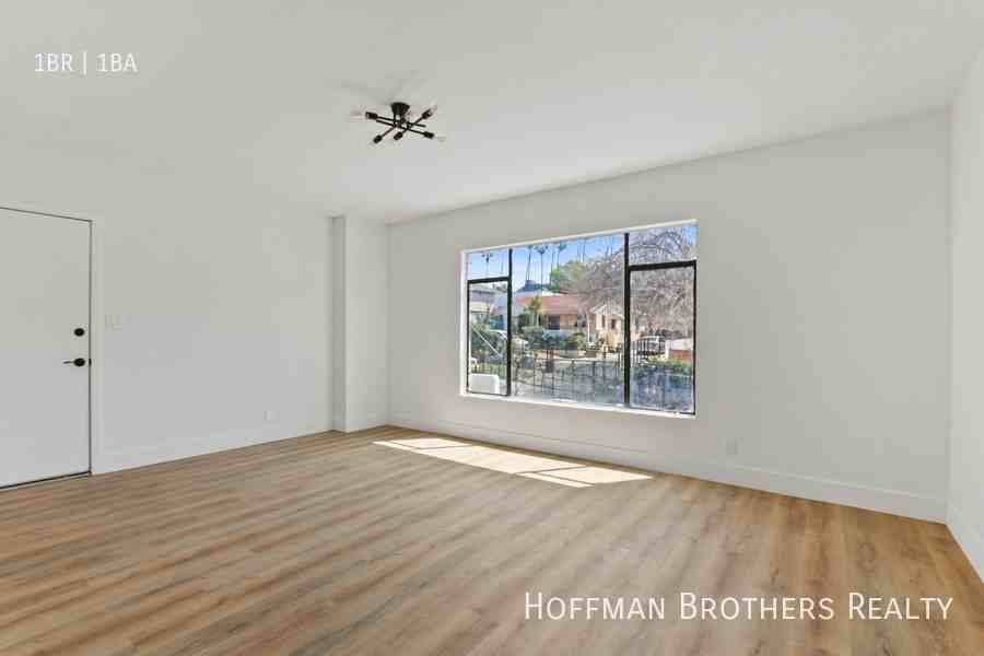 150 S Alvarado St #4 - Photo 2 of 11