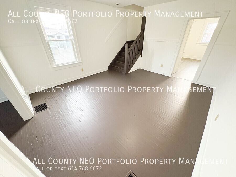 19 N Wayne Ave - Photo 6 of 21