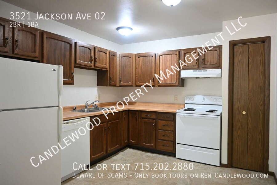 3521 Jackson Ave - Photo 2 of 12