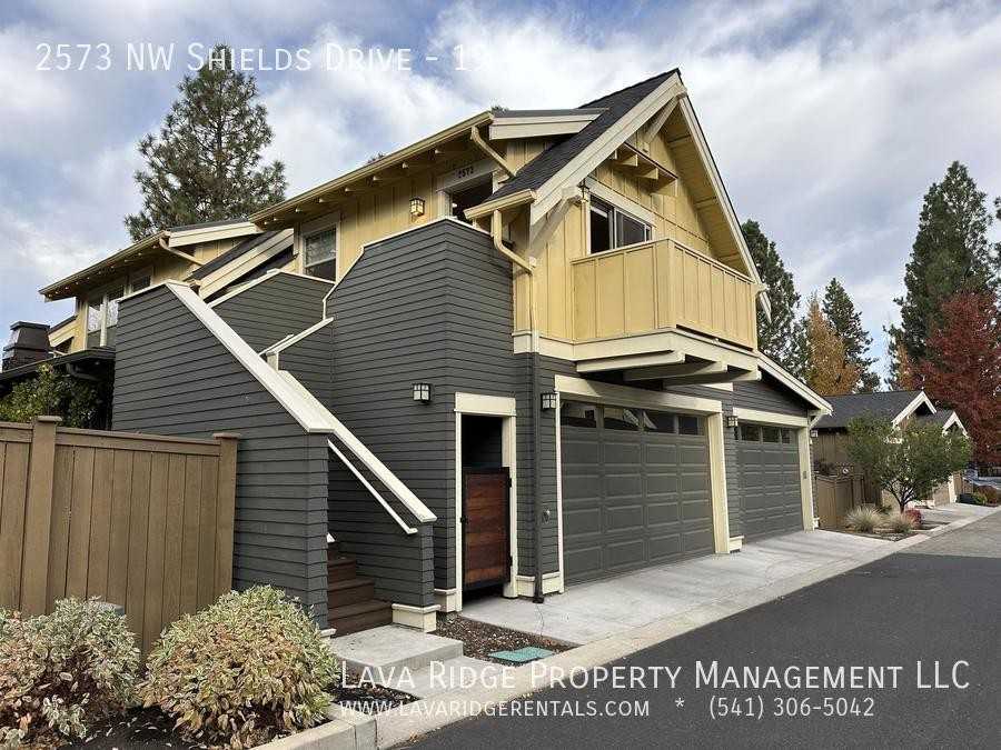 2573 Nw Shields Dr #19 - Photo 2 of 20