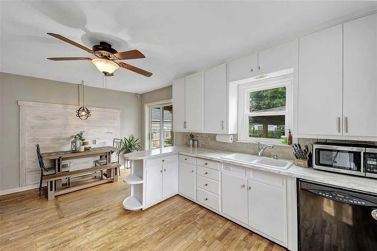 524 La Plant Street - Photo 4 of 22