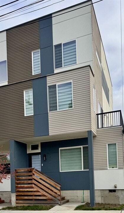 5230 33rd Avenue South - Photo 2 of 20