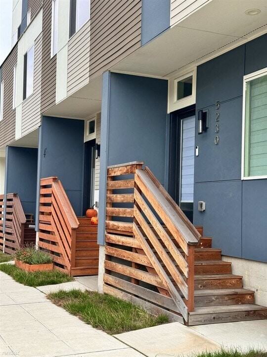 5230 33rd Avenue South - Photo 3 of 20