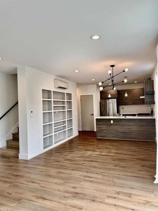 5230 33rd Avenue South - Photo 5 of 20