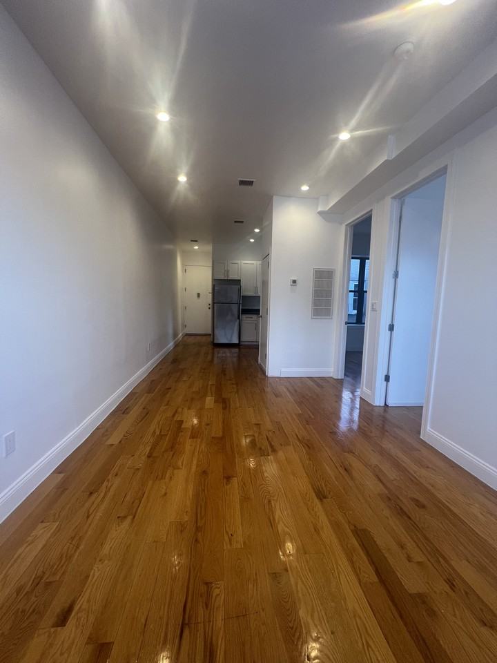 536 New Lots Ave #2 - Photo 3 of 11