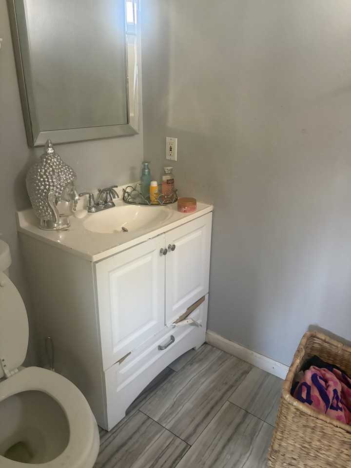 1120 Quail St #NA - Photo 7 of 11