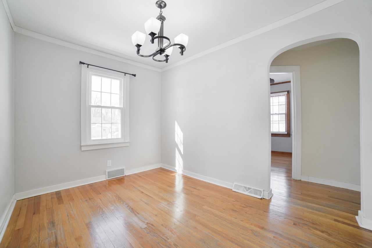 225 Henderson St #NA - Photo 4 of 16