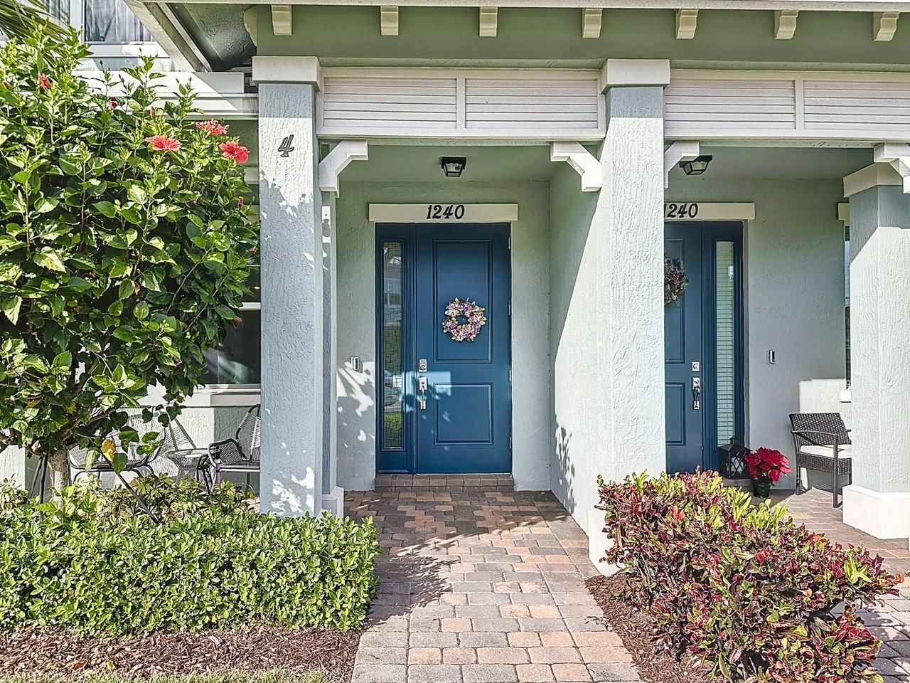 1240 Eucalyptus Dr #4 - Photo 2 of 18