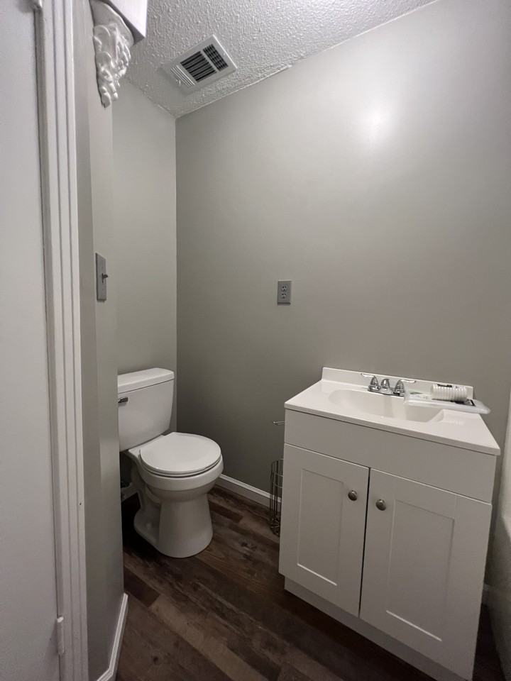 3984 Liberty Rd #NA - Photo 2 of 8