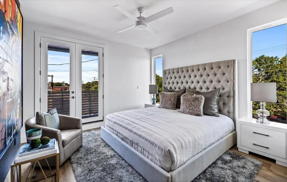 183 S Prairie Ave #183 - Photo 4 of 24