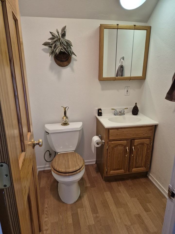 11059 Zermatt Dr #NA - Photo 3 of 19