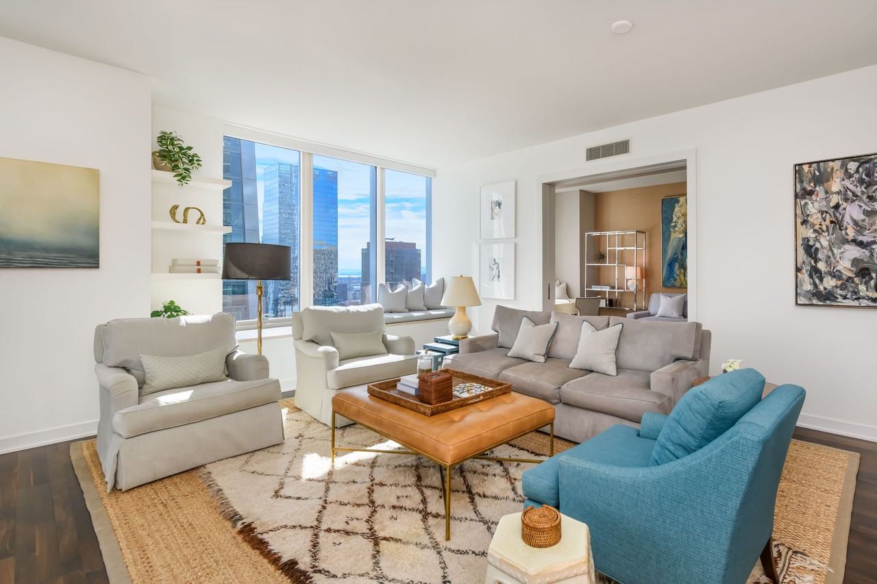 301 Mission St #40D - Photo 7 of 20