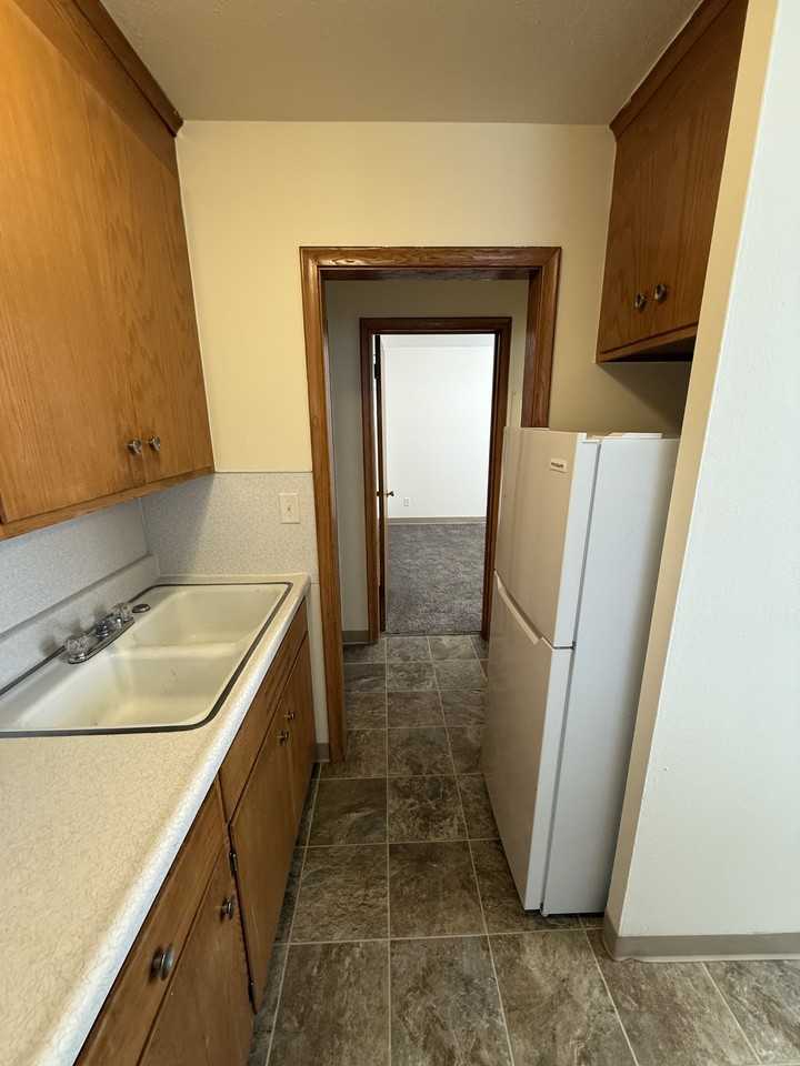 5121 University Ave Ne #204 - Photo 5 of 9