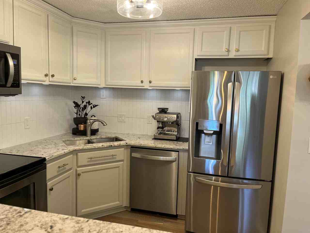 2100 Ridge Dr #34 - Photo 4 of 18