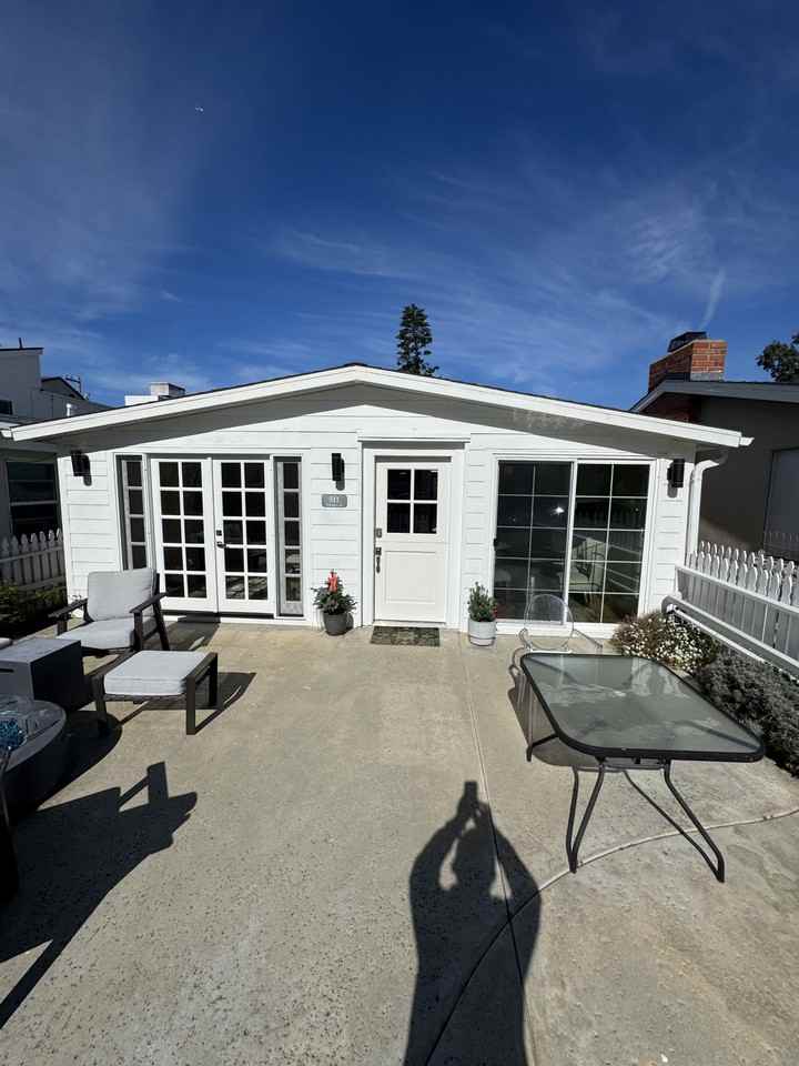 511 Poinsettia Ave - Photo 2 of 9