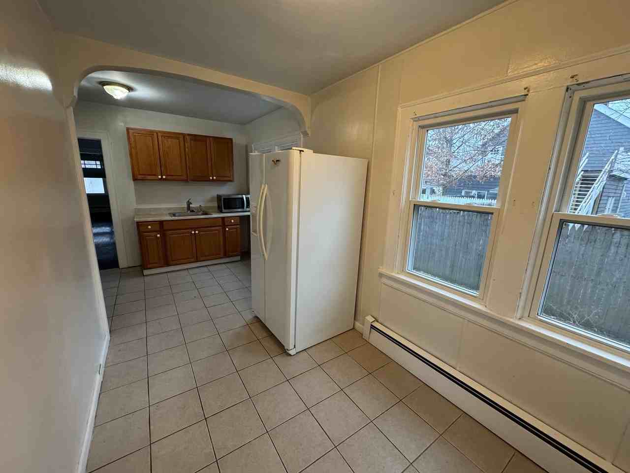 12611 Franklin Blvd #1 - Photo 4 of 19