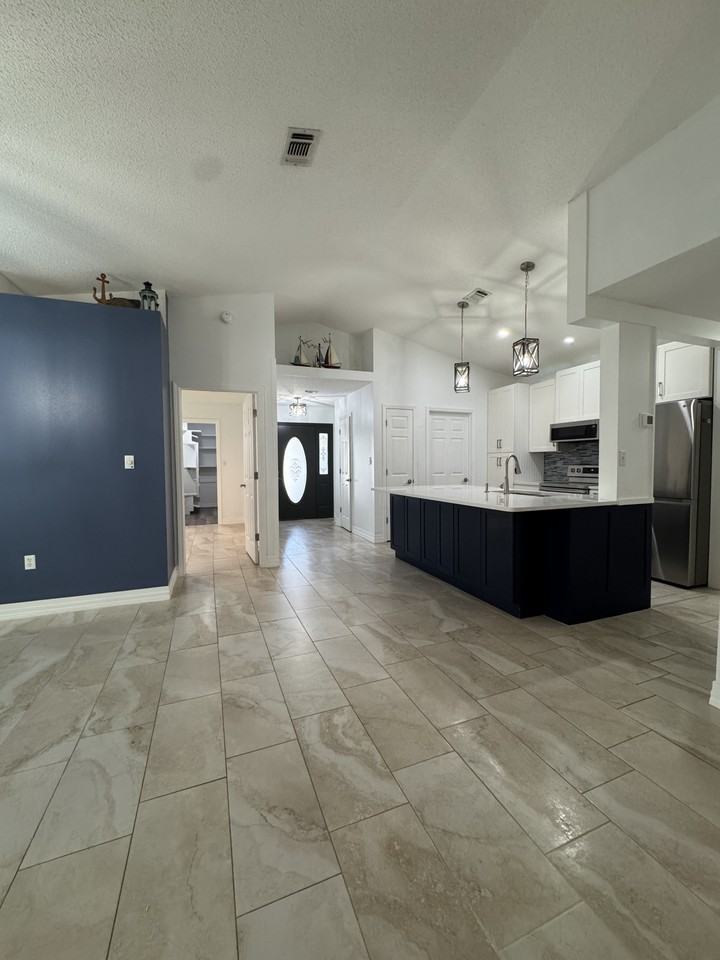116 Windrift Dr #NA - Photo 2 of 17