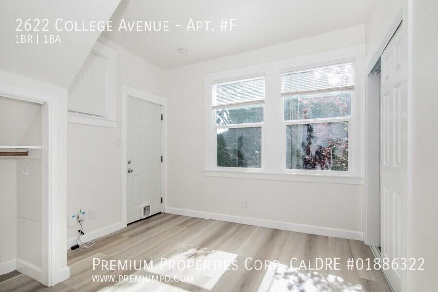 2622 College Ave #F - Photo 7 of 27