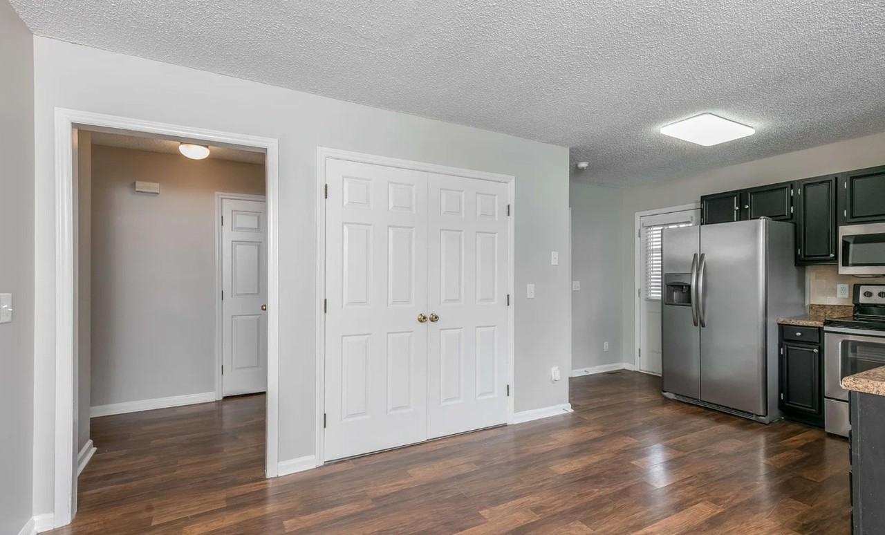 15 Nealtown Way #NA - Photo 3 of 13