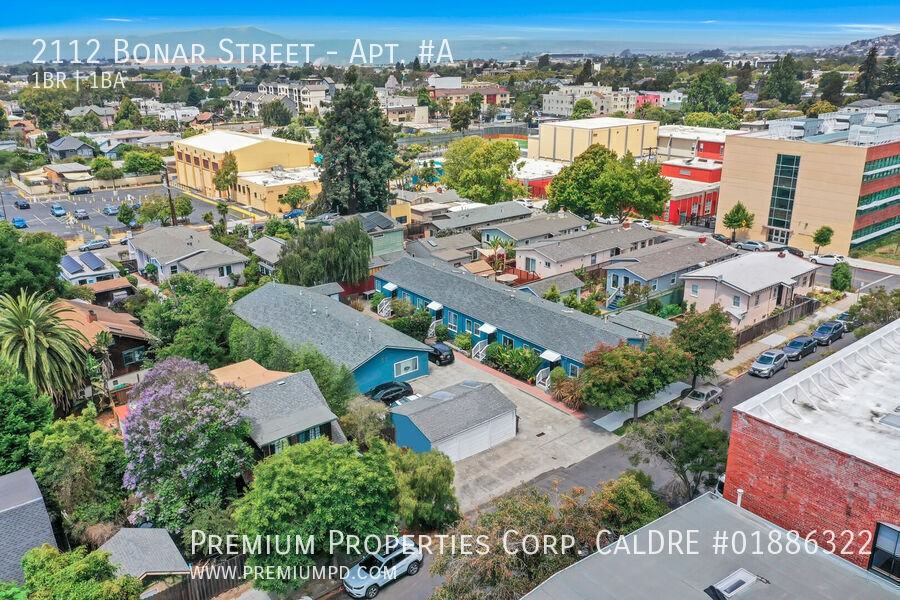 2112 Bonar St #A - Photo 4 of 28