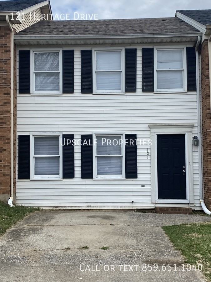 121 Heritage Dr