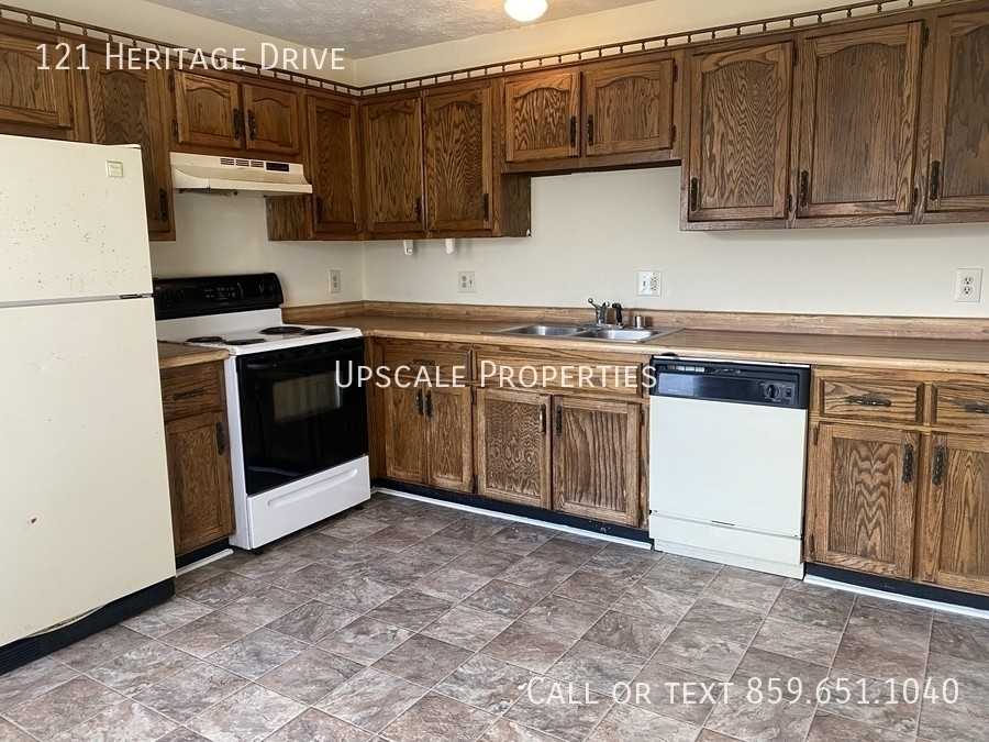 121 Heritage Dr - Photo 5 of 8