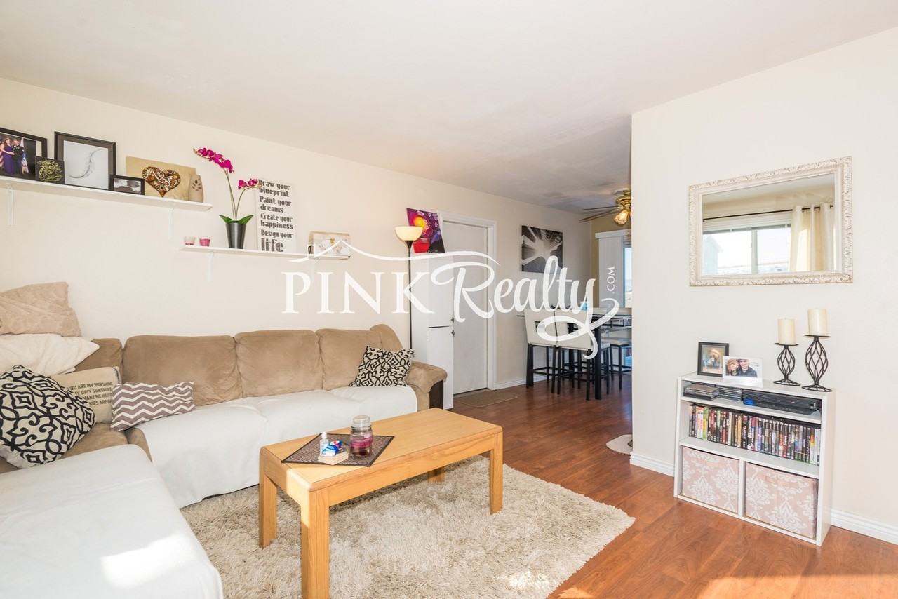 1890 Chamberlin S - Photo 3 of 32