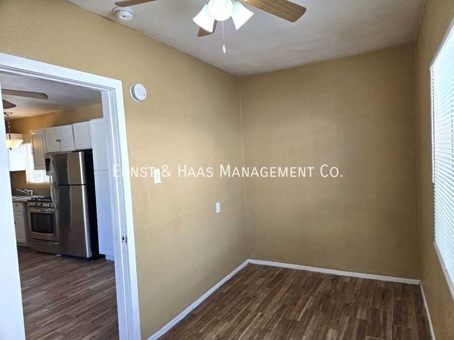 337 E 17th St - Photo 5 of 8